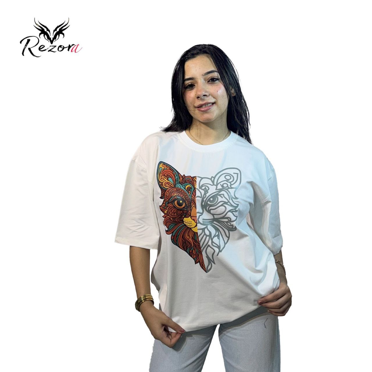 Oversize T-shirt – Model CAT
