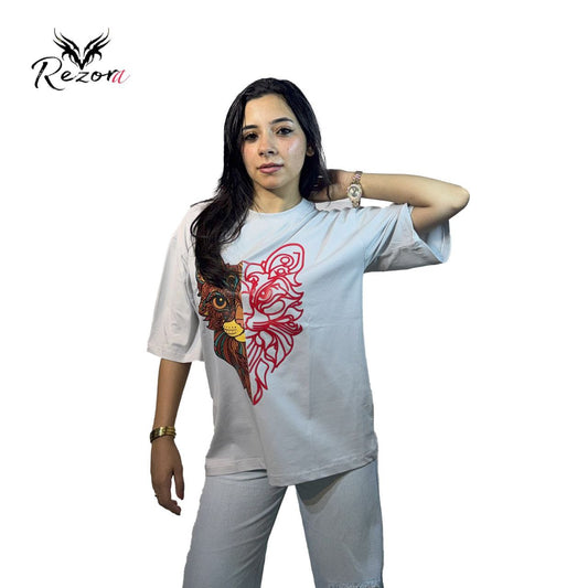 Oversize T-shirt – Model CAT